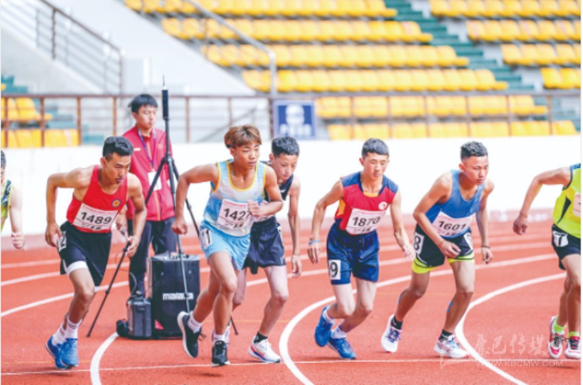 甘孜州第五屆中小學生運動會掠影