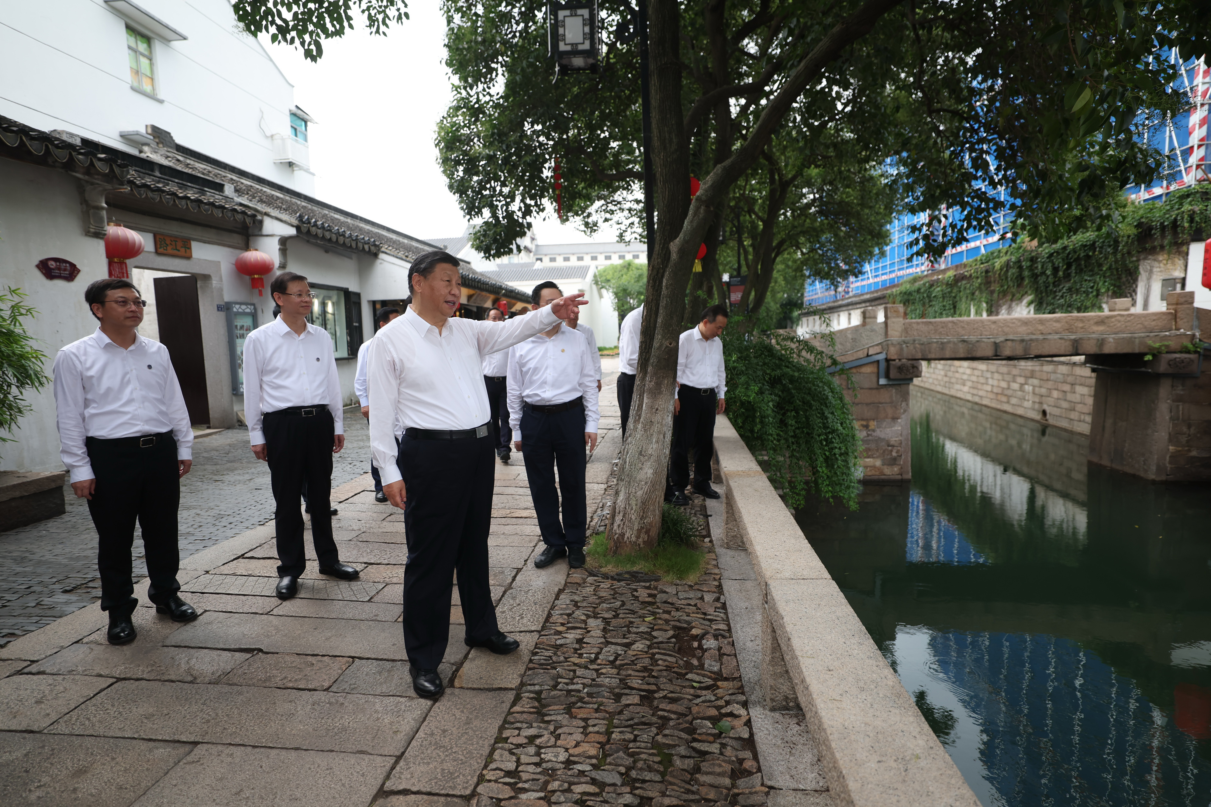 2023年7月6日，習(xí)近平在蘇州平江歷史文化街區(qū)考察。