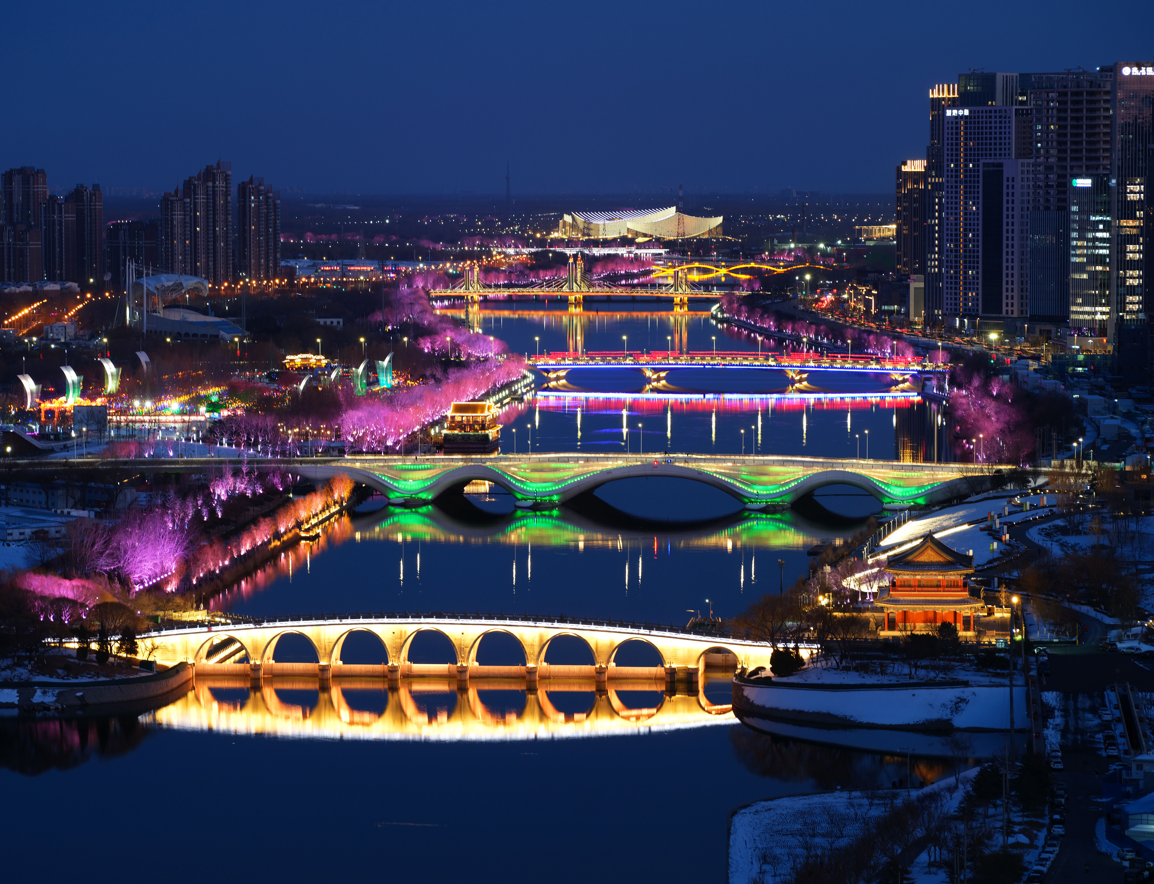 2024年2月22日，京杭大運(yùn)河北京通州段夜景。